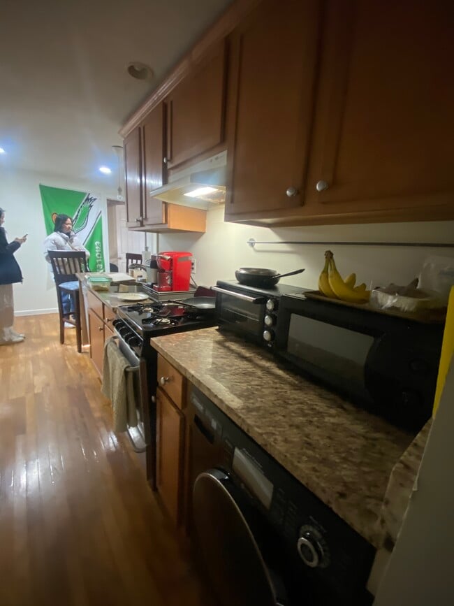 Building Photo - 49 Hemenway St