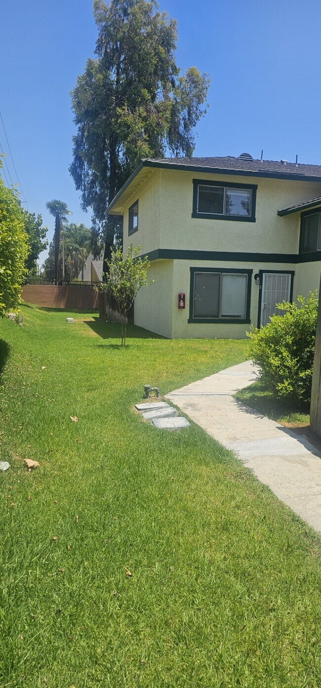 Foto del edificio - 204 Grayson Way