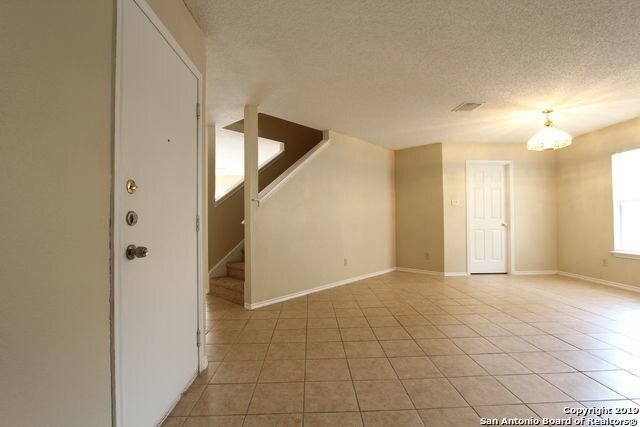 Building Photo - 13542 ESCORT DR