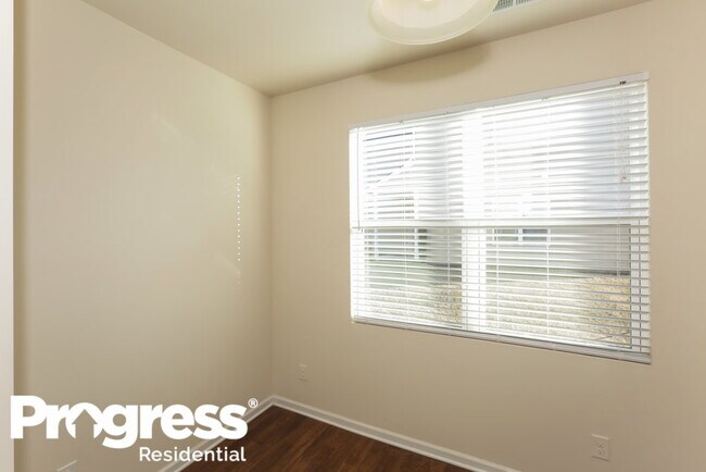 Foto del edificio - 11719 Downy Birch Rd