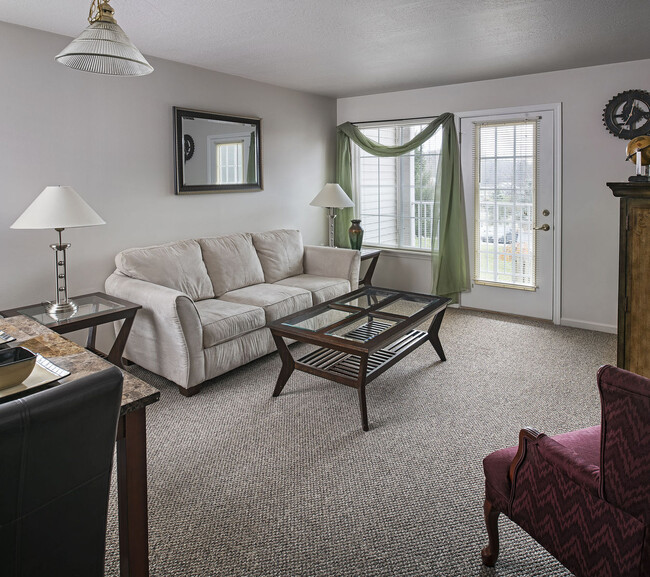 Open Living Spaces - Lockwood of Genesee Senior Living 55 and up