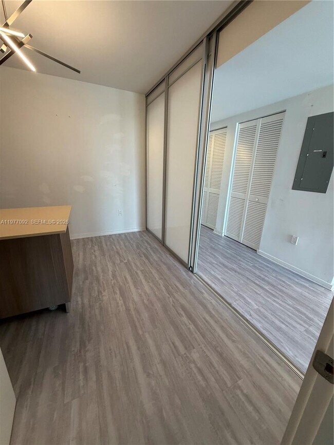 Foto del edificio - 5252 NW 85th Ave