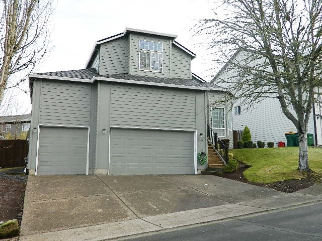 Primary Photo - 7550 SW Applegate Dr