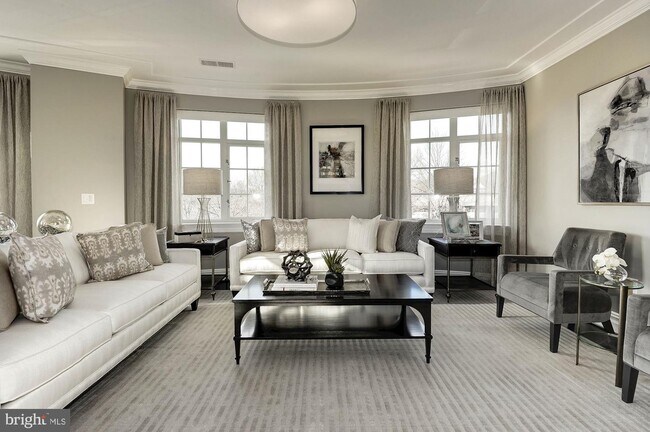 Foto del edificio - 6900 Fleetwood Rd