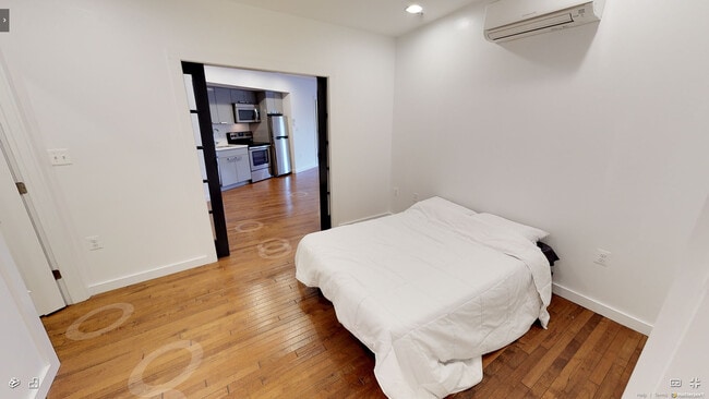 Building Photo - THE PORTLAND APARTMENTS