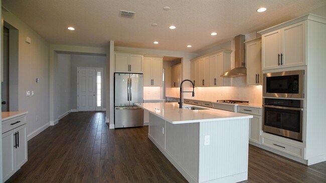 Foto del edificio - 12182 Eastmoor Dr