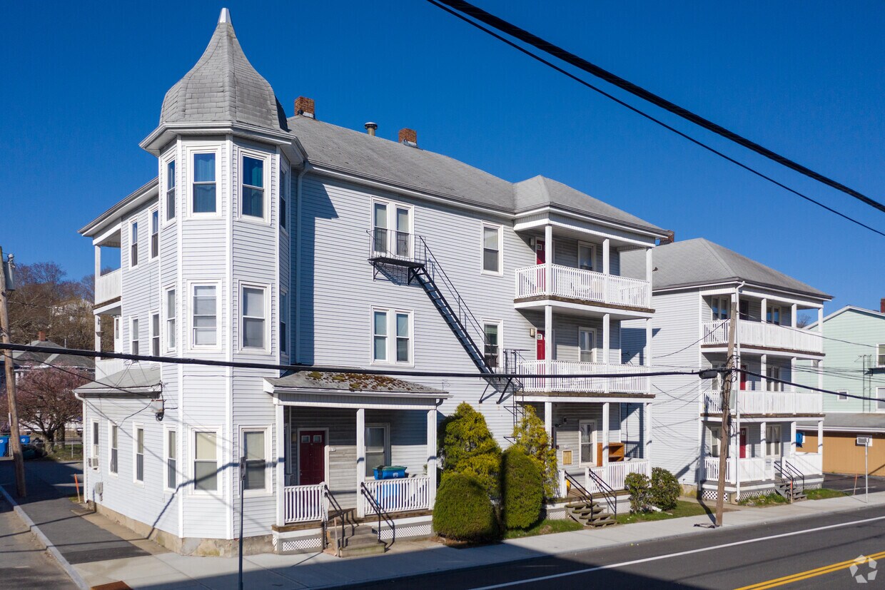 Foto principal - 178-180 Railroad St