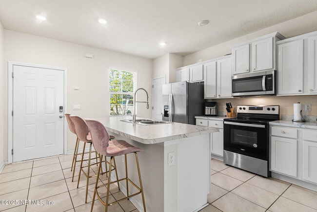 Building Photo - 2846 Black Buck Cir