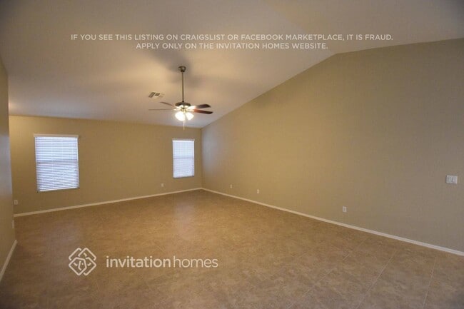 Foto del edificio - 4685 E Alamo St