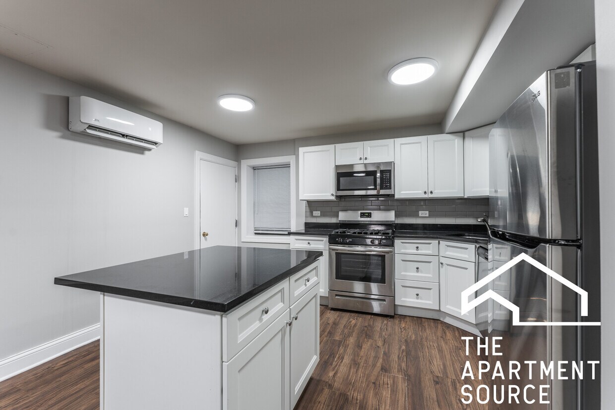 Foto principal - 5746 N Winthrop Ave