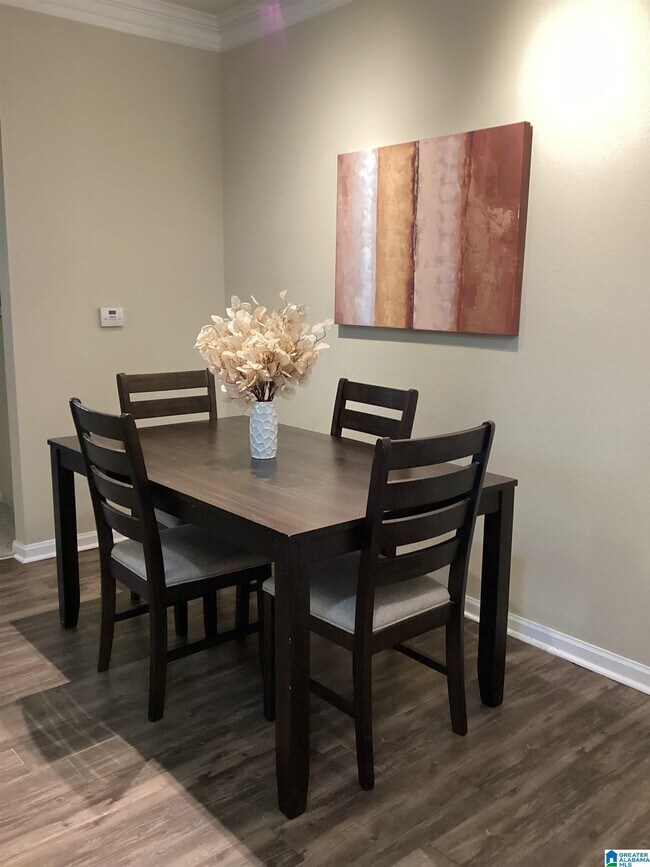 Foto del edificio - 5050 Cahaba River Rd