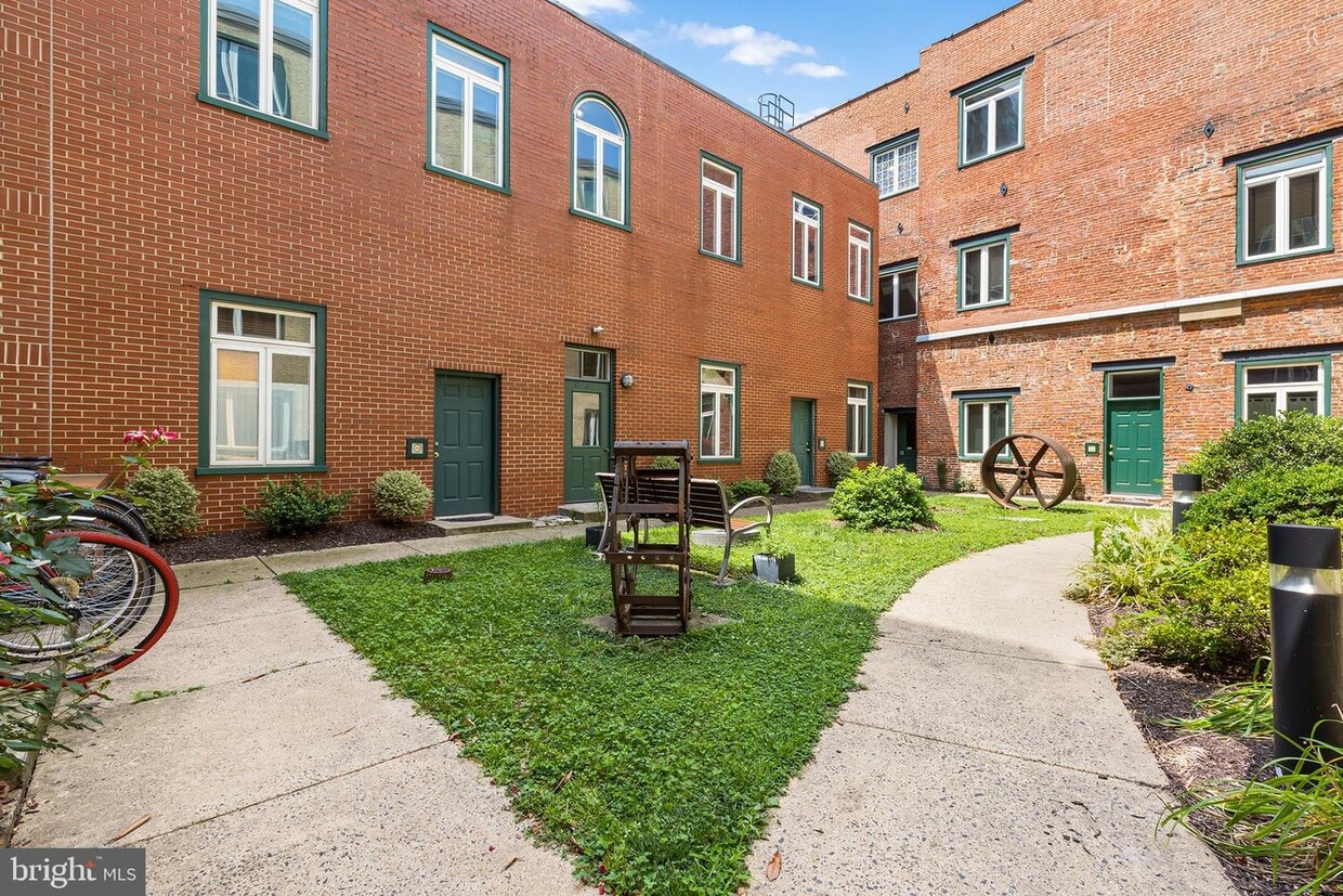 13036 N Bread St Unit 305, Philadelphia, PA 19106 Apartment for Rent