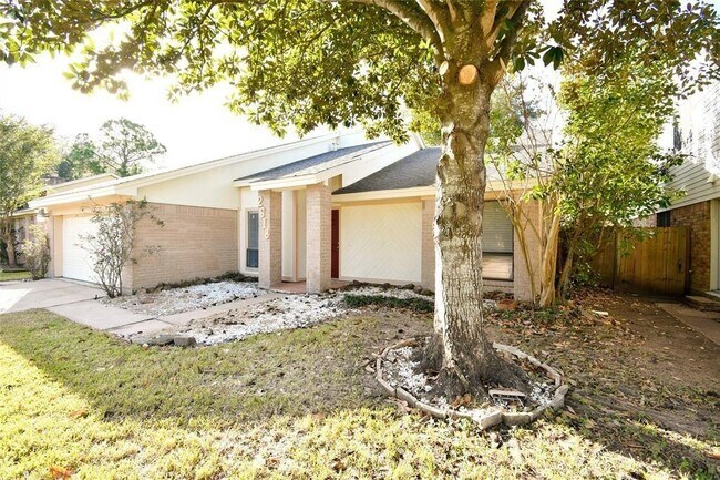 Building Photo - 2618 Quarry Hill Rd