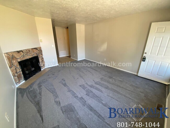 Building Photo - 1453/1455 W 2320 S