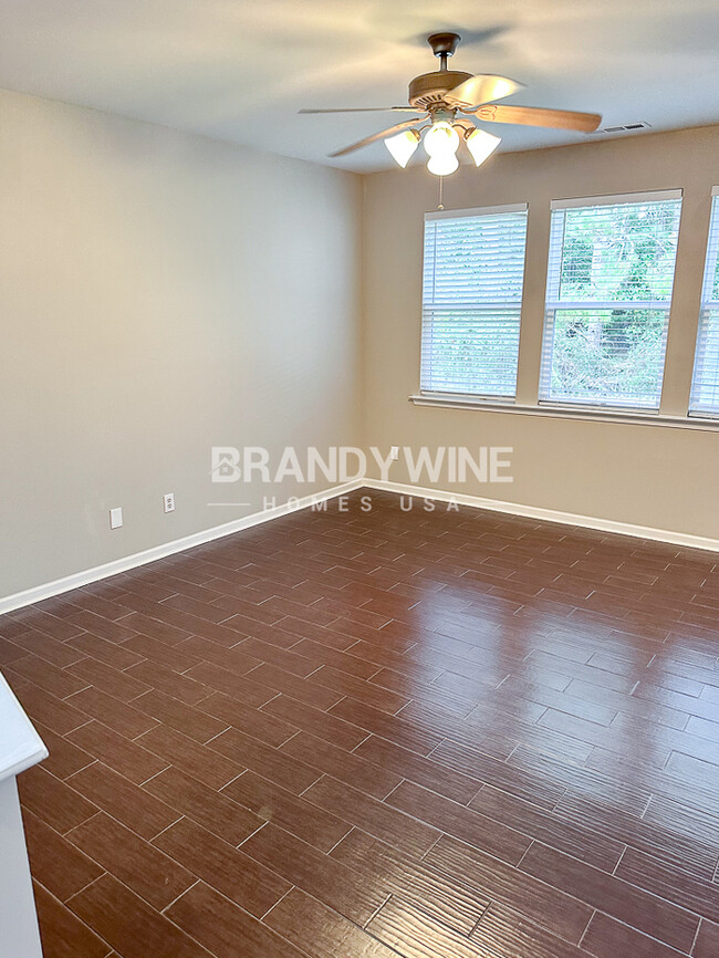 Foto del edificio - NEW Lower Rental Rate Leasing Special + $5...