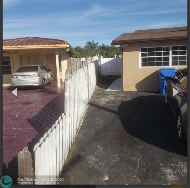 Primary Photo - 1820 NW 33rd St