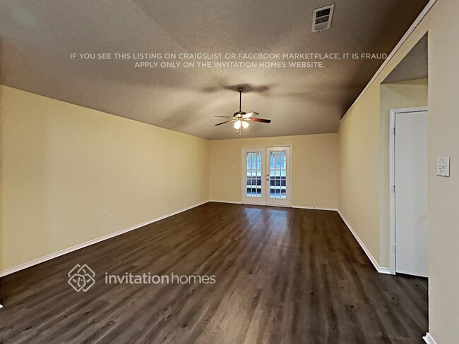 Foto del edificio - 6316 Fern Meadow Dr
