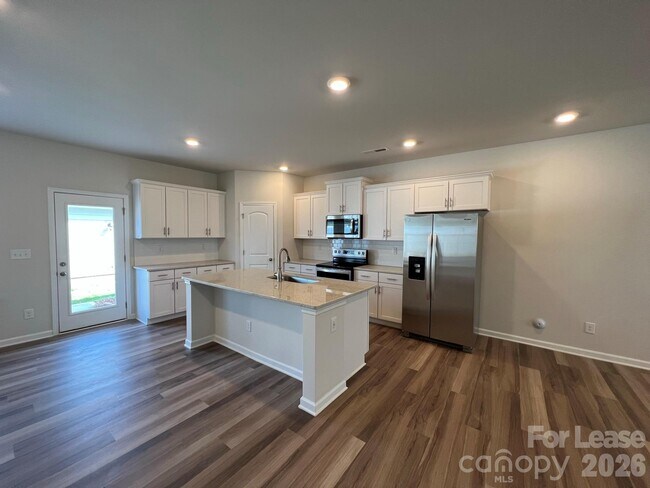 Building Photo - 208 Sagecroft Ln