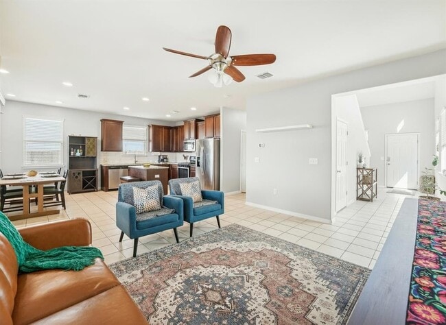 Building Photo - 5303 Marsh Ln