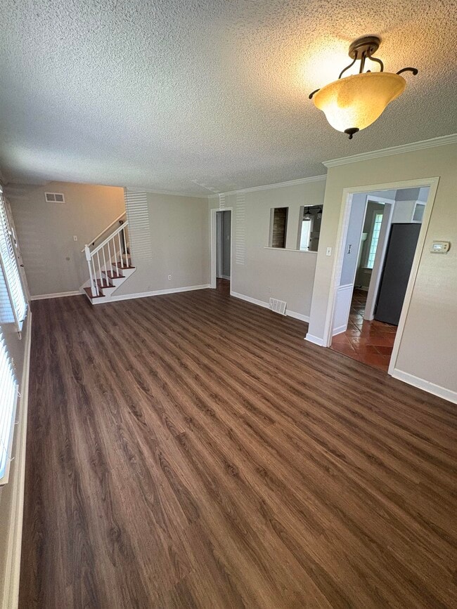 Building Photo - 1150 Tararidge Dr