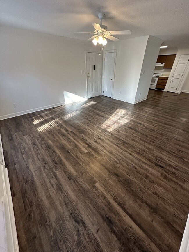 Building Photo - 3521 Ivy Commons Drive Unit# 102 is a 2-be...