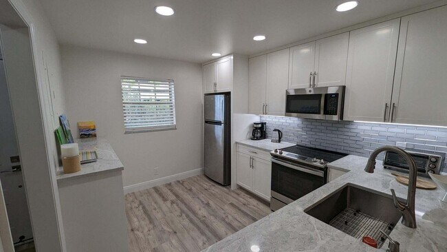 Foto del edificio - 250 John F Kennedy Dr