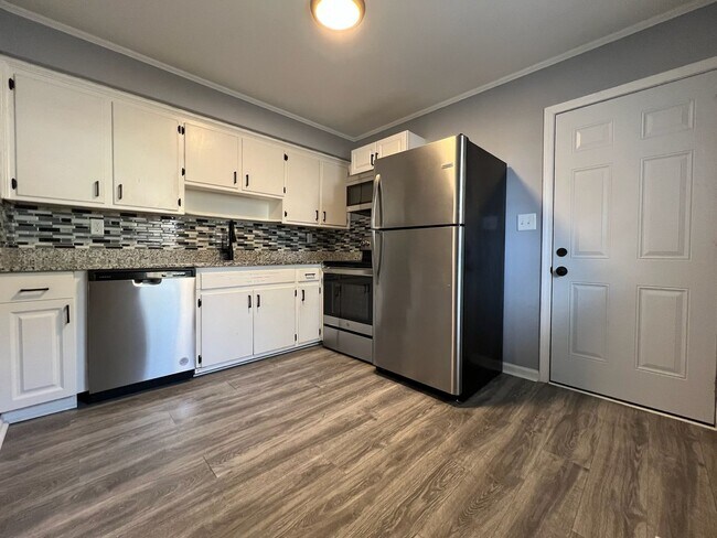 Foto del edificio - 2026 Bonus - Half Off One Month's Rent