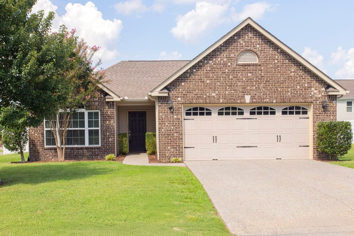 Primary Photo - 1064 Campbell Ave