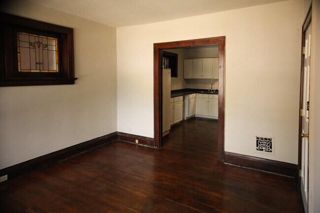 Looking from living room into kitchen - 5204 Quincy St