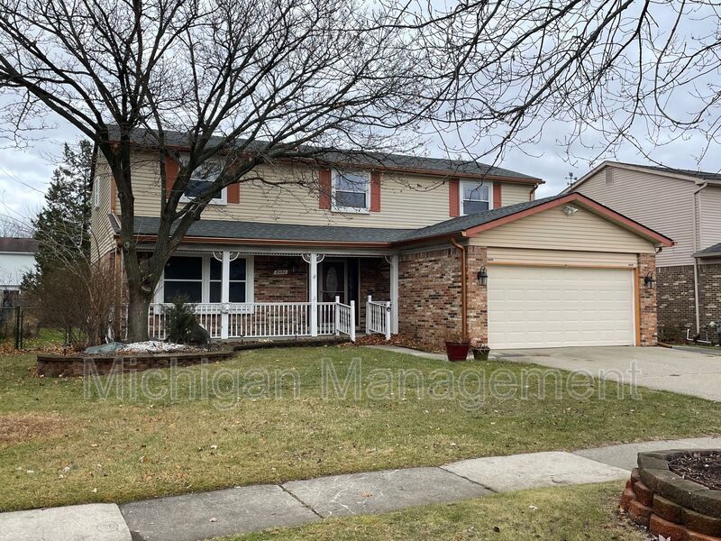 Primary Photo - 8490 Westchester Ln