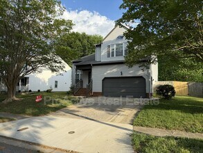 Building Photo - 3813 Sterncroft Dr