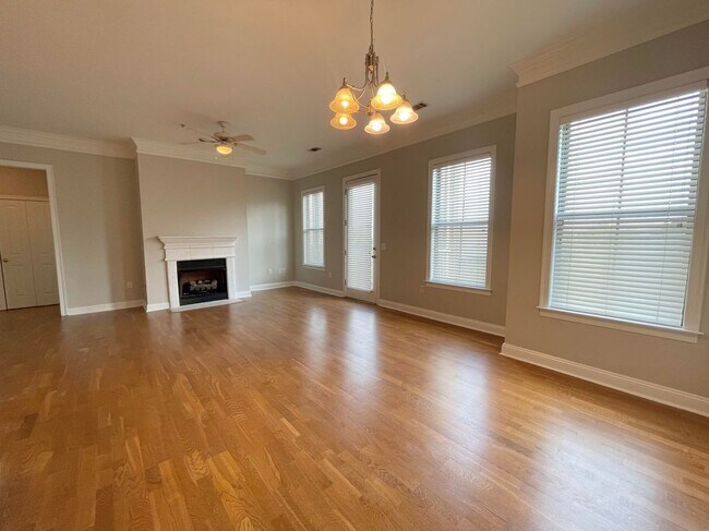 Foto del edificio - 680 Harbor Bend Rd