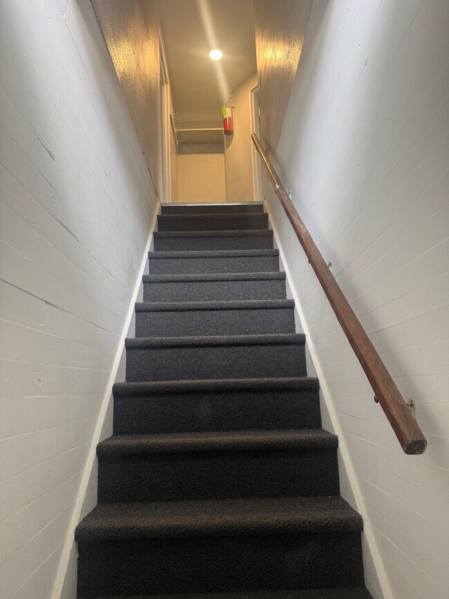 Foto del edificio - 407 N 12th St