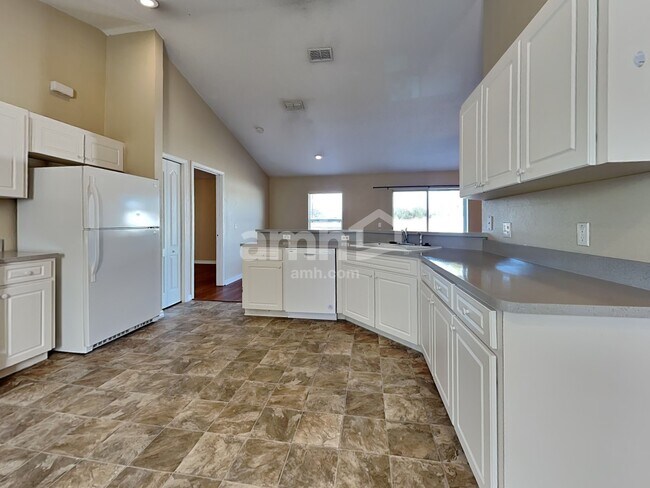 Foto del edificio - 3701 W Wheeler Rd