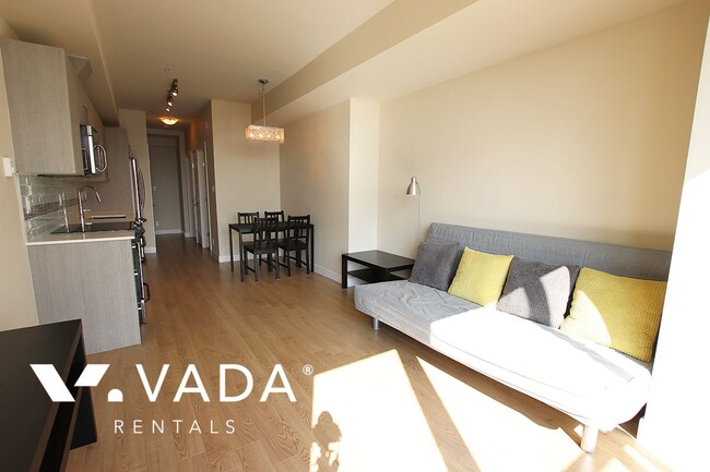 Building Photo - 388 Kootenay St