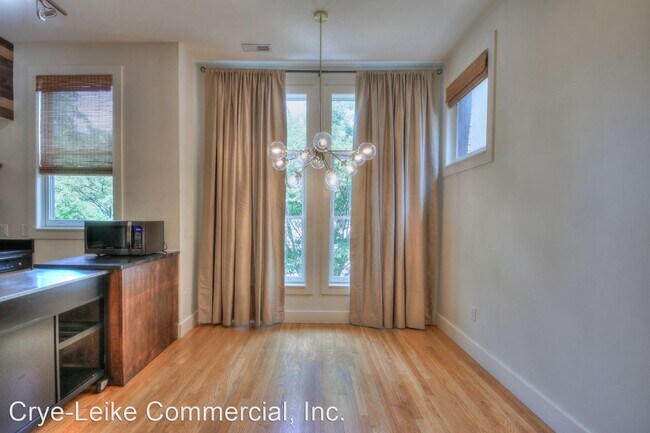 Foto del edificio - 2 br, 2 bath House - 1205 Paris Ave #204