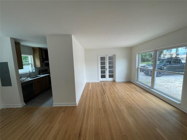 Foto del edificio - 2210 E Anderson St