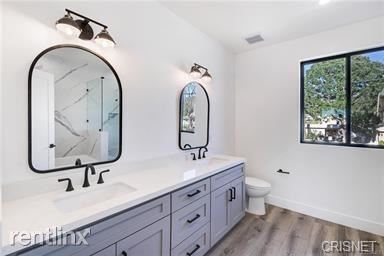 Foto del edificio - 4 br, 3 bath House - 13364 Pala Avenue