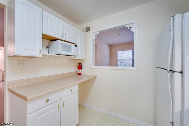 Foto del edificio - 35 Brookside Ln