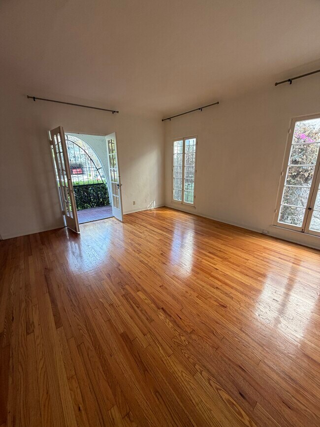 Sala de estar 102 - 1482 S Shenandoah St