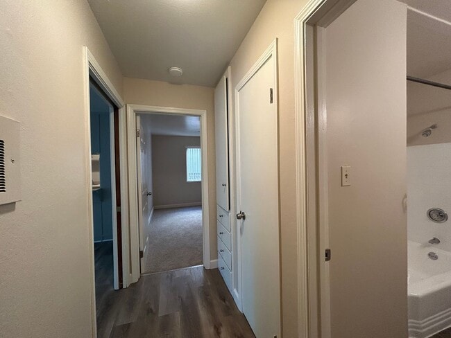 Interior Photo - 1711 N Street, Sacramento