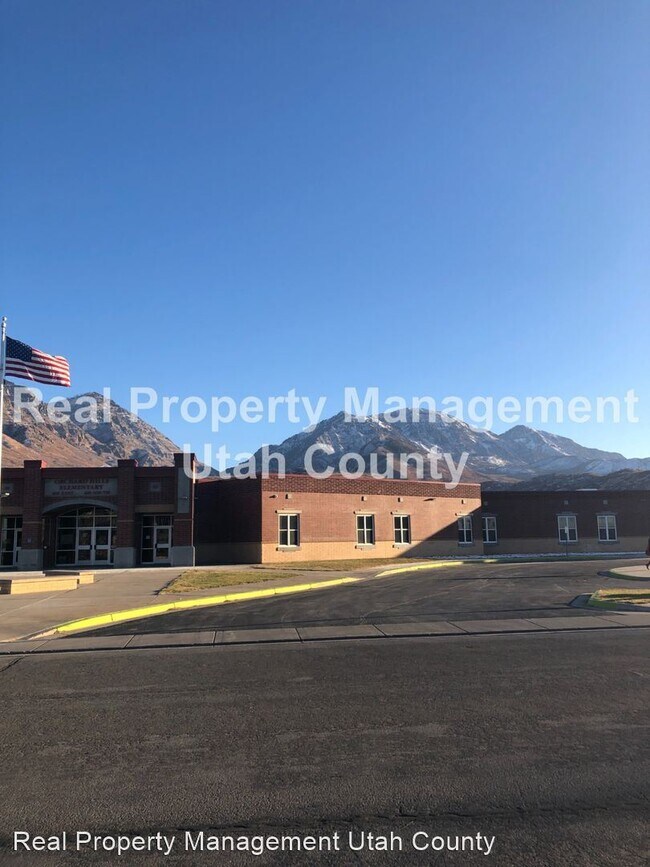 Foto del edificio - 3 br, 2.5 bath House - 189 E 610 S