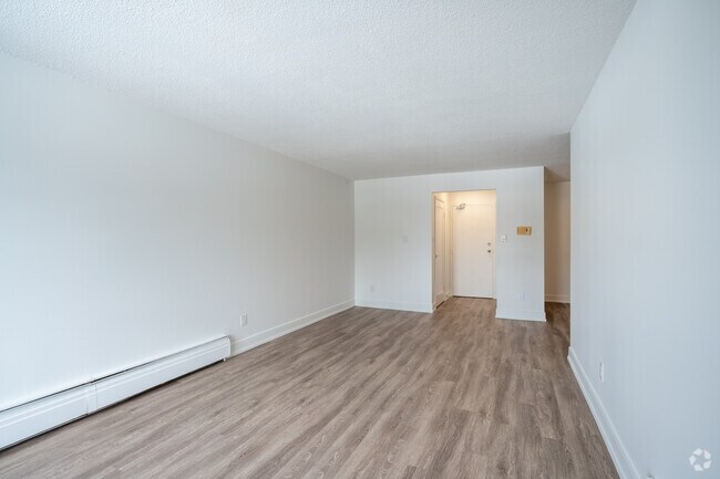 2 chambres, 1 salle de bain - 86 m² - Salon - 130,140,150 Christopher Drive