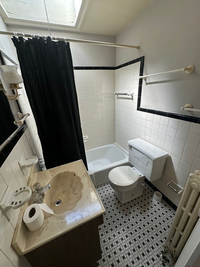Building Photo - 629 MacDade Blvd
