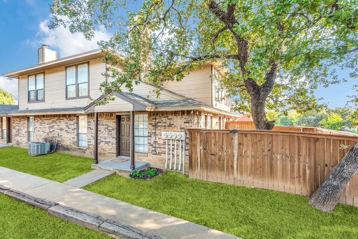 Foto principal - A Lovely 3 Bedroom Townhome in Kennedale