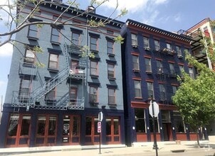 Building Photo - 404 Reading Rd