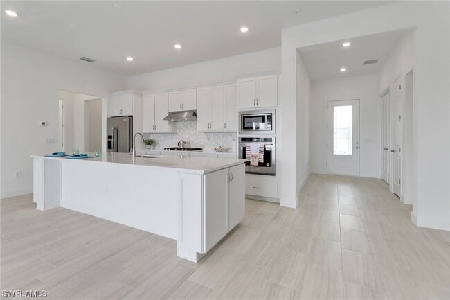 Building Photo - 1729 Terreno Blvd