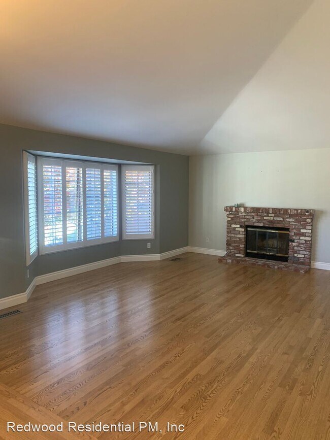 Building Photo - 3 br, 2 bath House - 4812 Foxglove Court