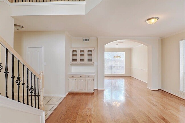 Building Photo - 11113 Promise Land Dr