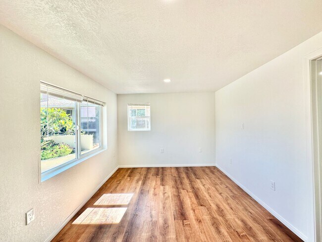 Foto del edificio - Lovely, Newly Renovated, & Fully-Detached Guest Home Unit on Gated and Private Country Property o...